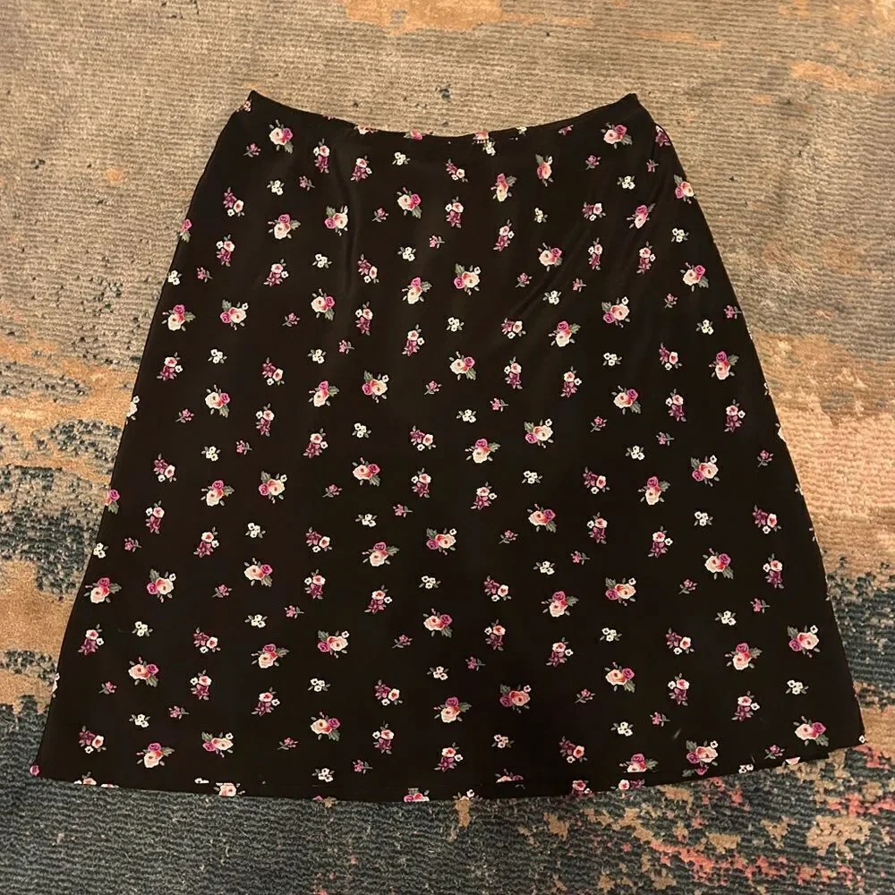 Y2K Vintage Black Floral Skirt